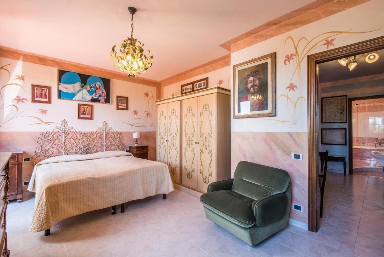 Villa Vanna - Certaldo Vico dʼElsa Kültér fotó