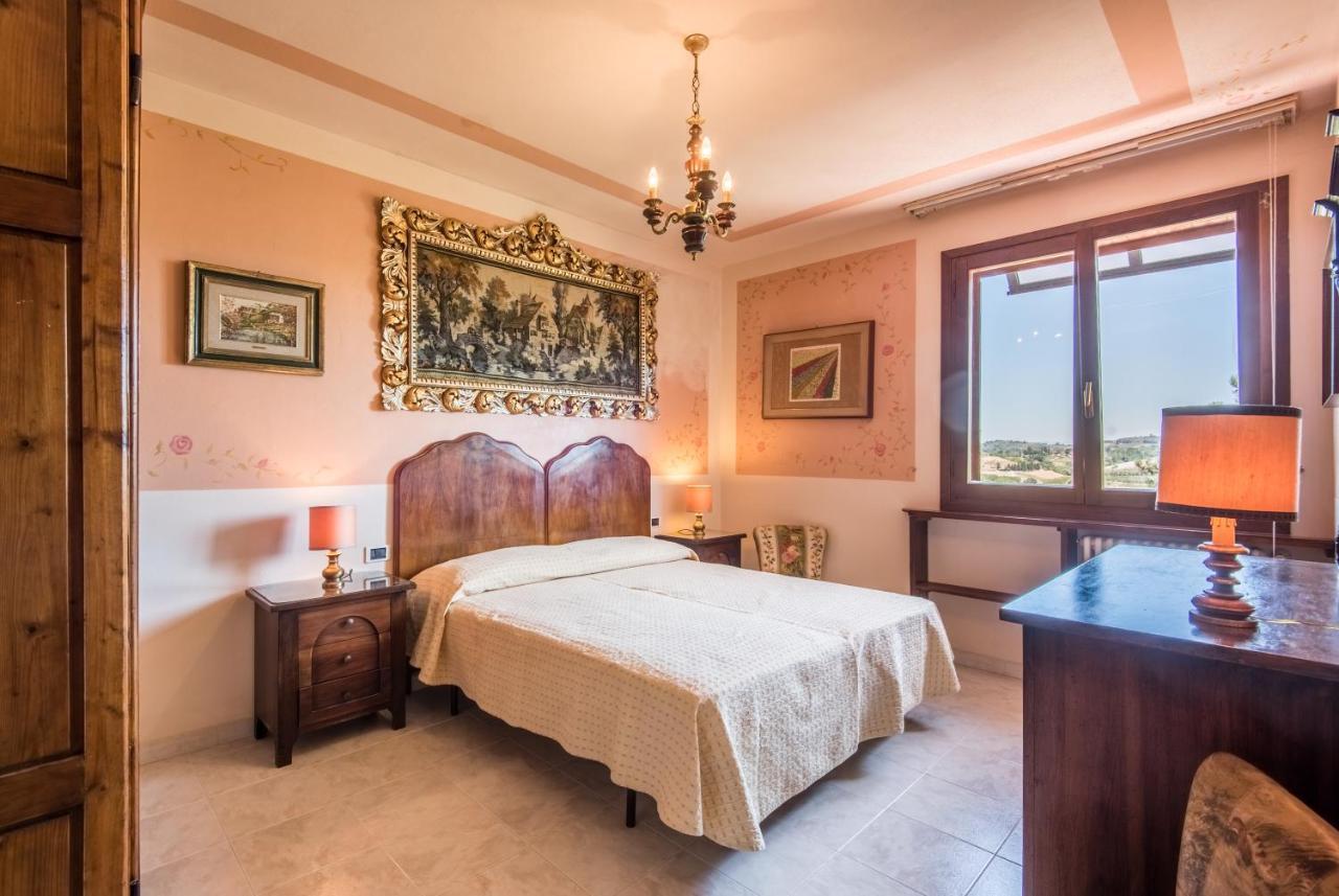 Villa Vanna - Certaldo Vico dʼElsa Kültér fotó